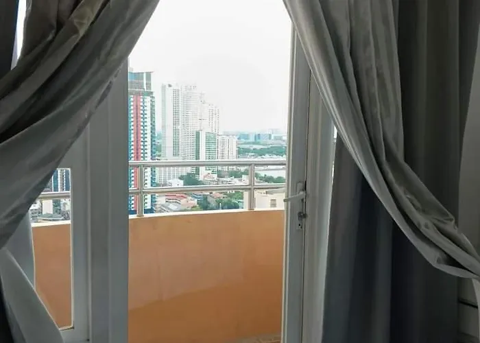 Bay Views Aparthotel Manila